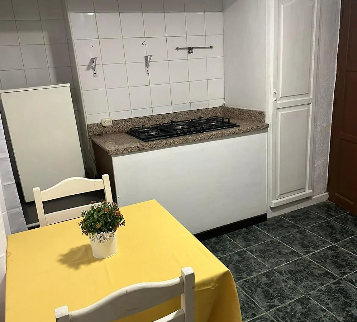 El Cayuco Restaurant Apart Hotel ボカ・チカ 3*,